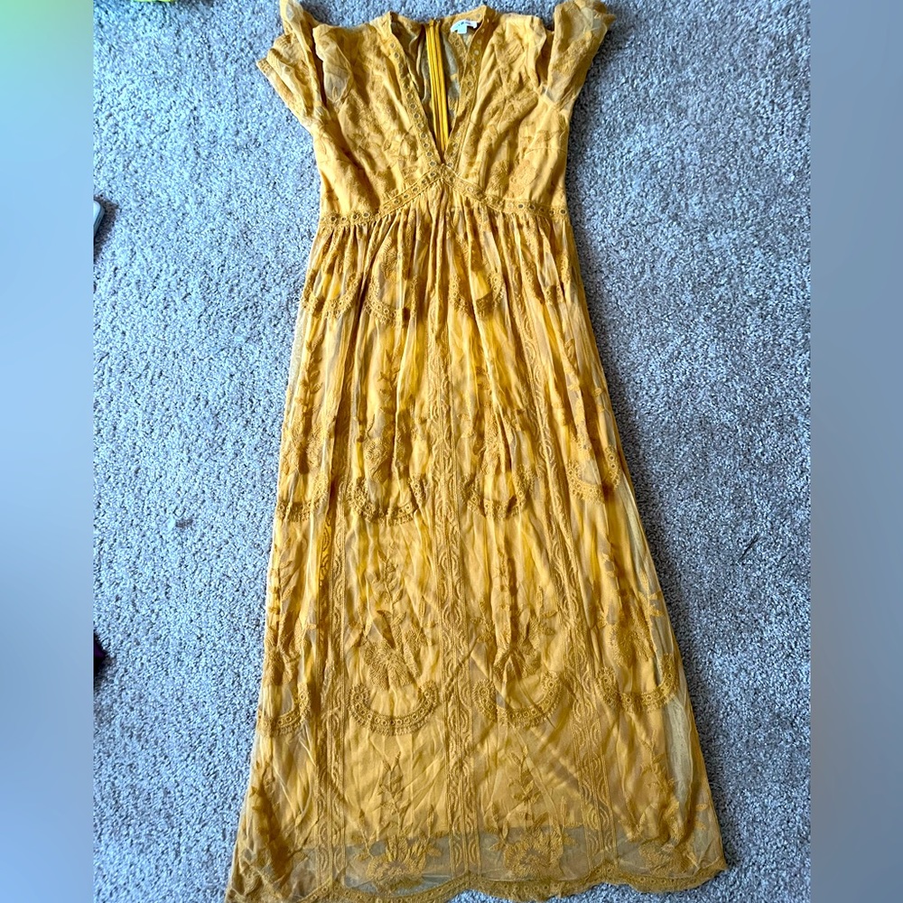 Full length yellow lace dress in size L